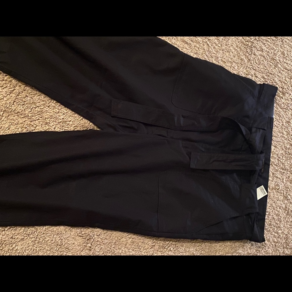 Olive Green linen/cotton belted pants. Brand new w/tag